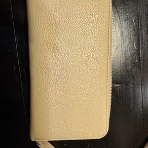 Quince wallet